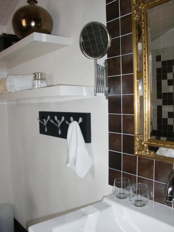 Ô'Maxethel Acomodação com café da manhã Soullans Quarto foto